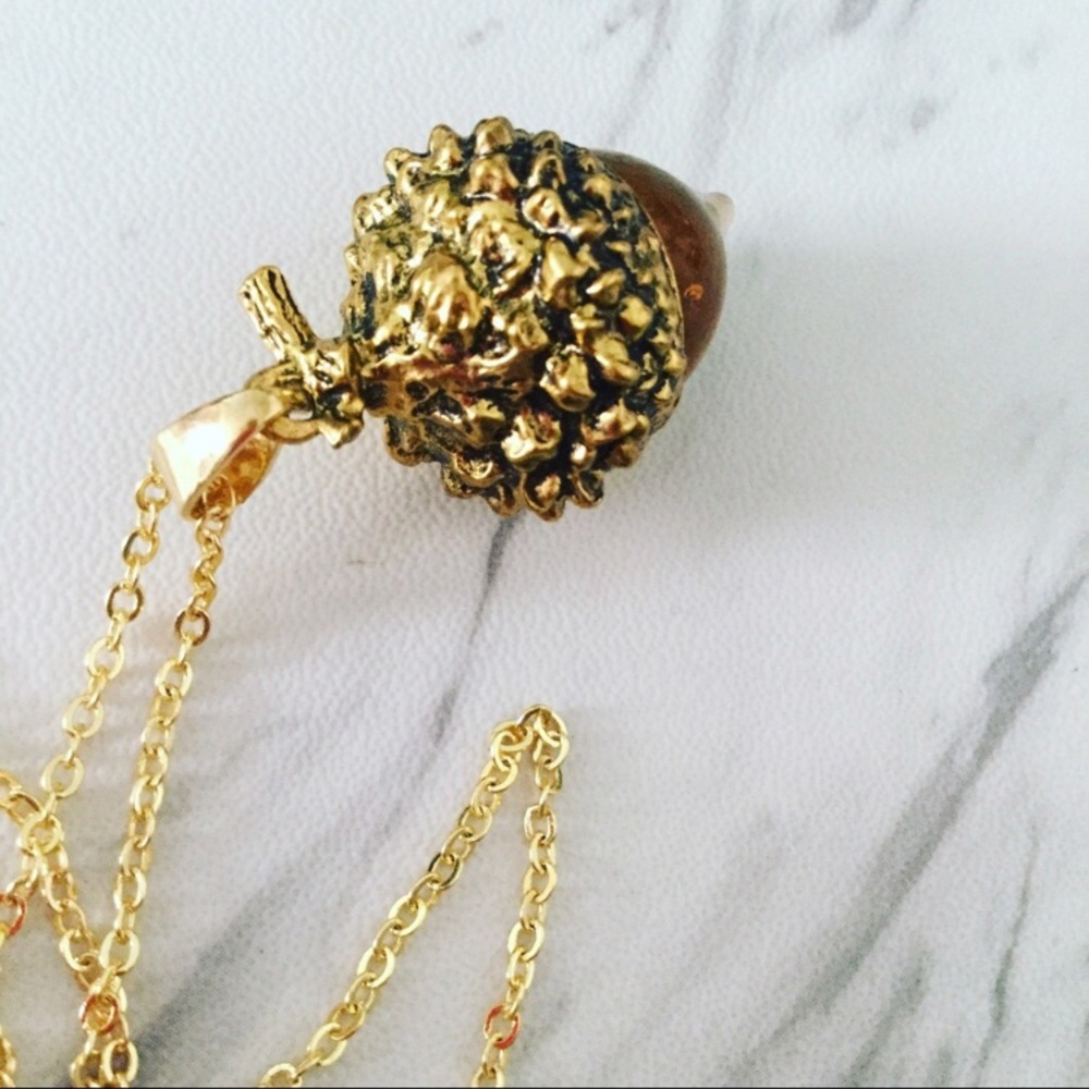 Acorn Necklace - Picture 3 of 8